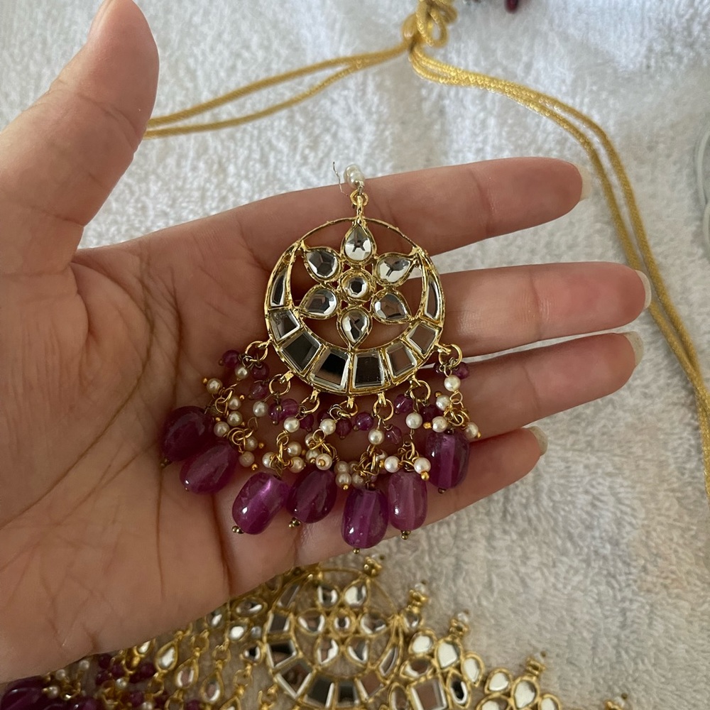 Tikka and Necklace Set - Indian Jewelry - Picture 2 of 2